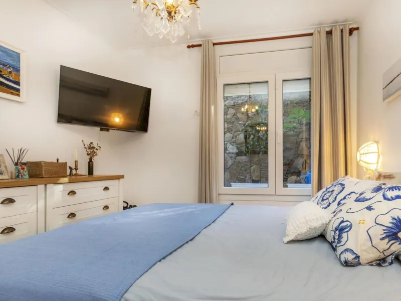 Apartamento reformado con terraza y licencia turística en Llafranc, Costa Brava
