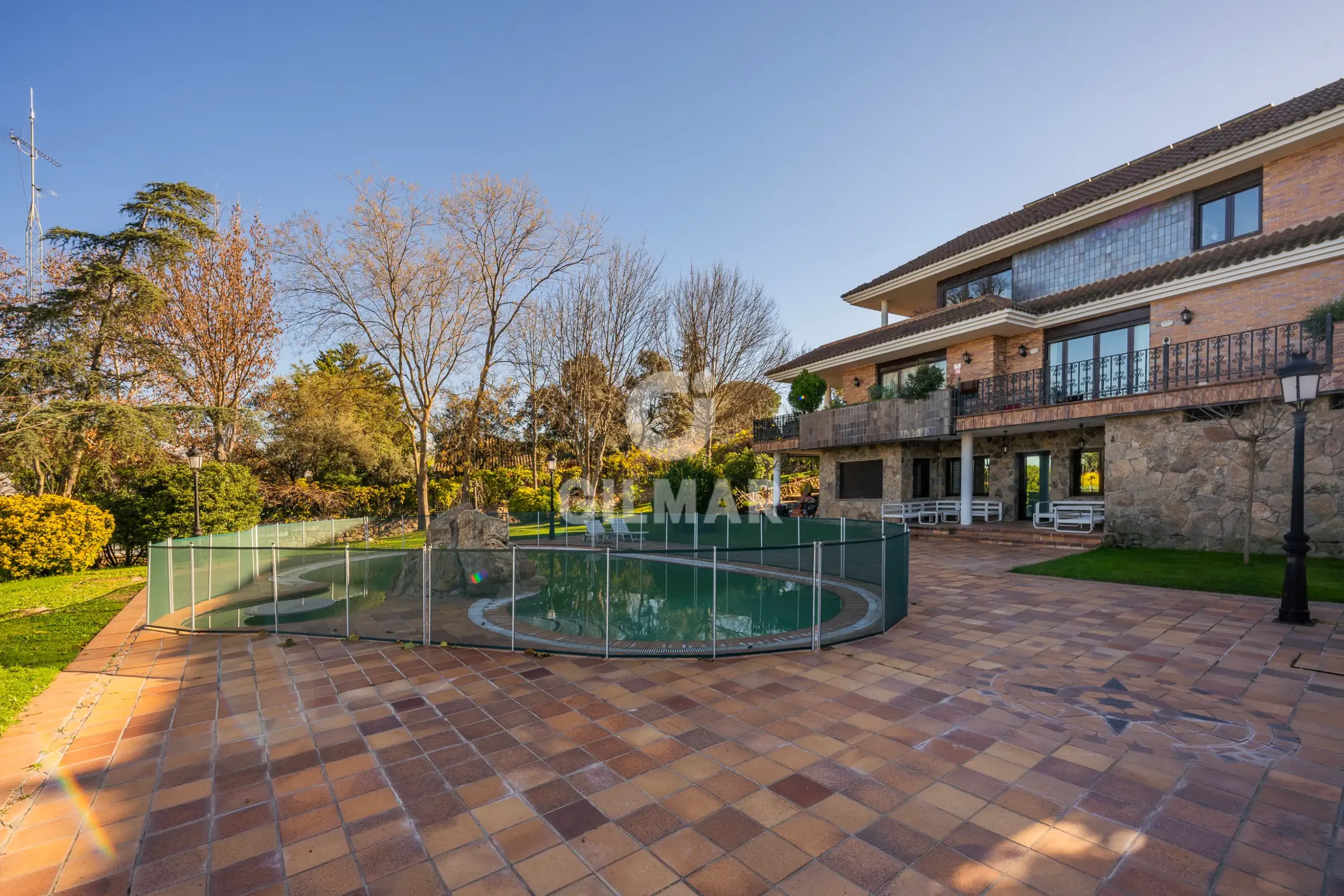 Chalet Independiente en Pozuelo de Alarcón - Madrid