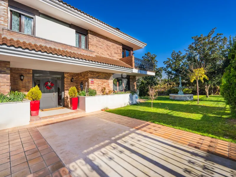 Chalet Independiente en Pozuelo de Alarcón - Madrid