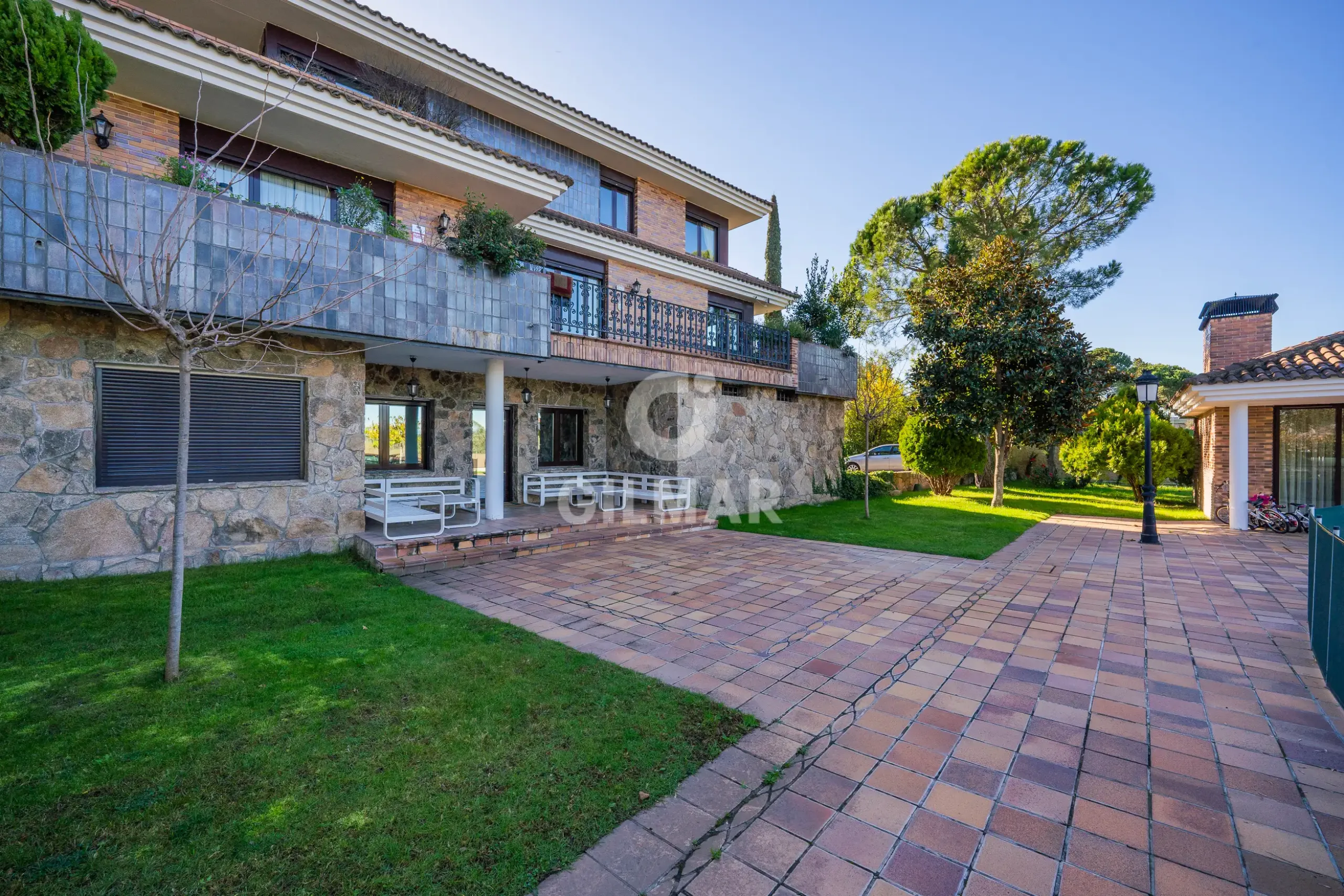 Chalet Independiente en Pozuelo de Alarcón - Madrid