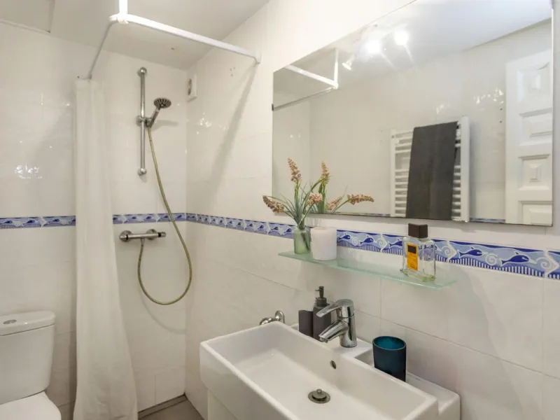 Apartamento reformado con terraza y licencia turística en Llafranc, Costa Brava