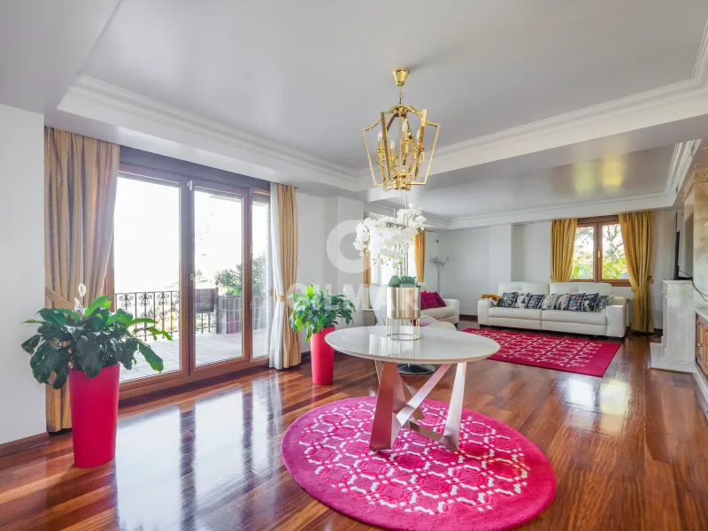 Chalet Independiente en Pozuelo de Alarcón - Madrid