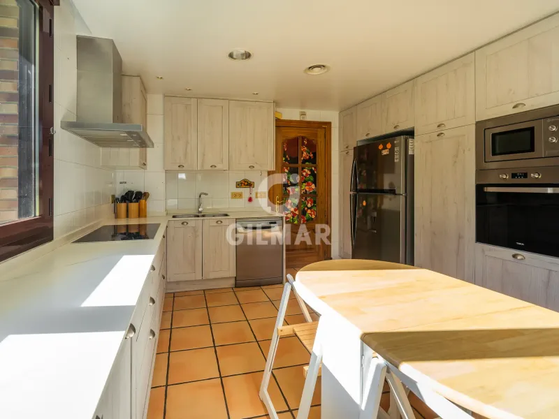 Chalet Independiente en Pozuelo de Alarcón - Madrid