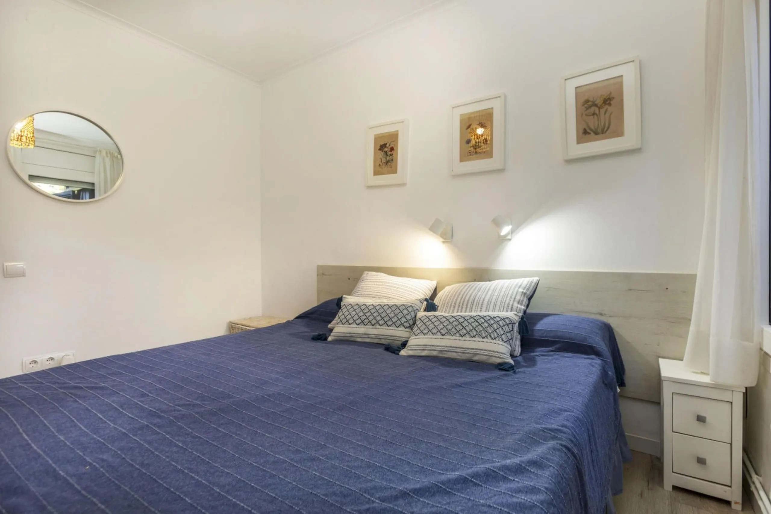 Apartamento reformado con terraza y licencia turística en Llafranc, Costa Brava