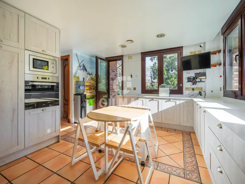 Chalet Independiente en Pozuelo de Alarcón - Madrid