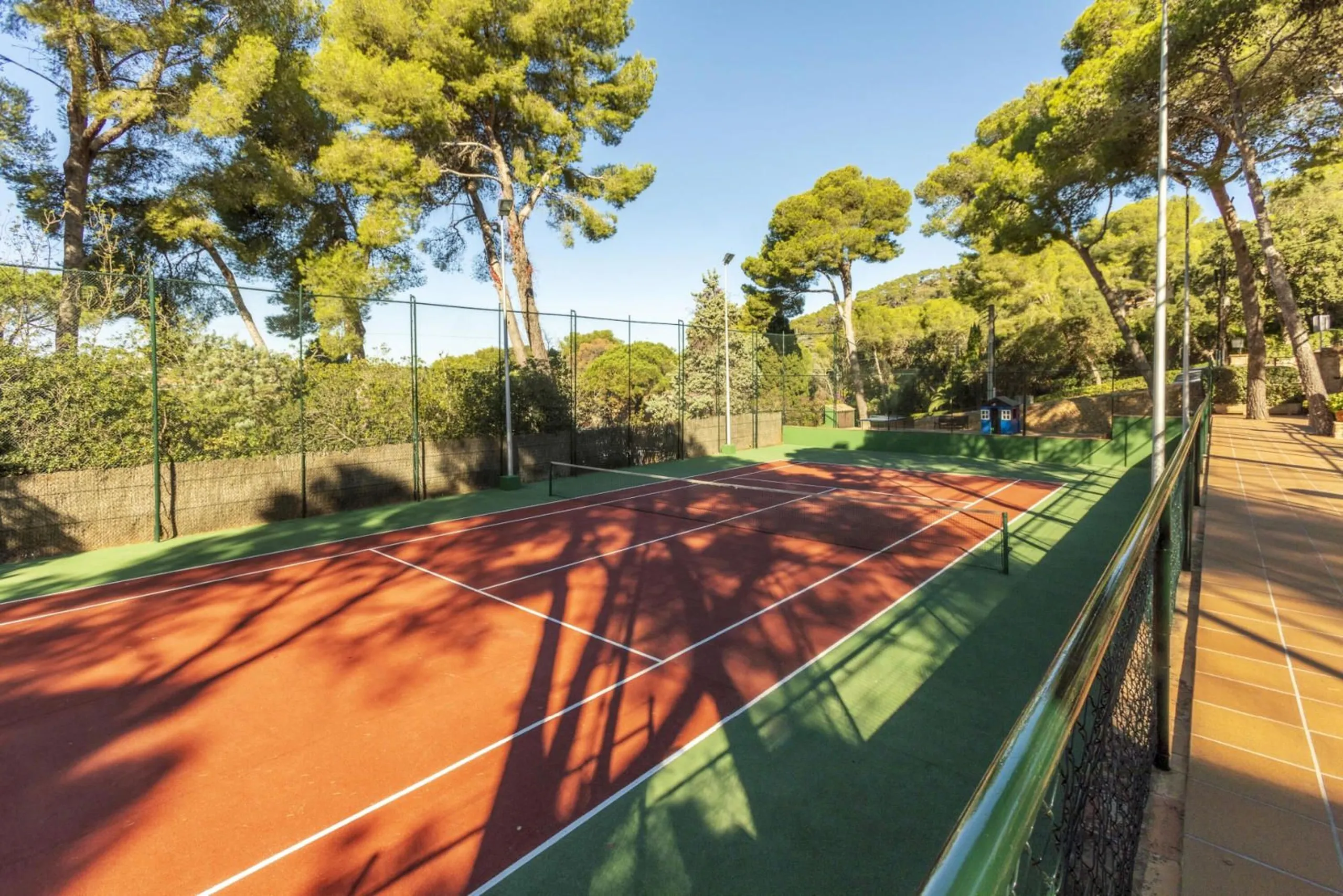 Apartamento reformado con terraza y licencia turística en Llafranc, Costa Brava