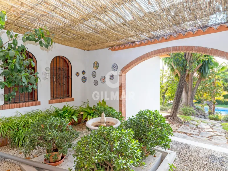 Chalet Independiente en El Bosque - Cádiz