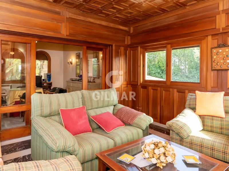Chalet Independiente en El Bosque - Cádiz