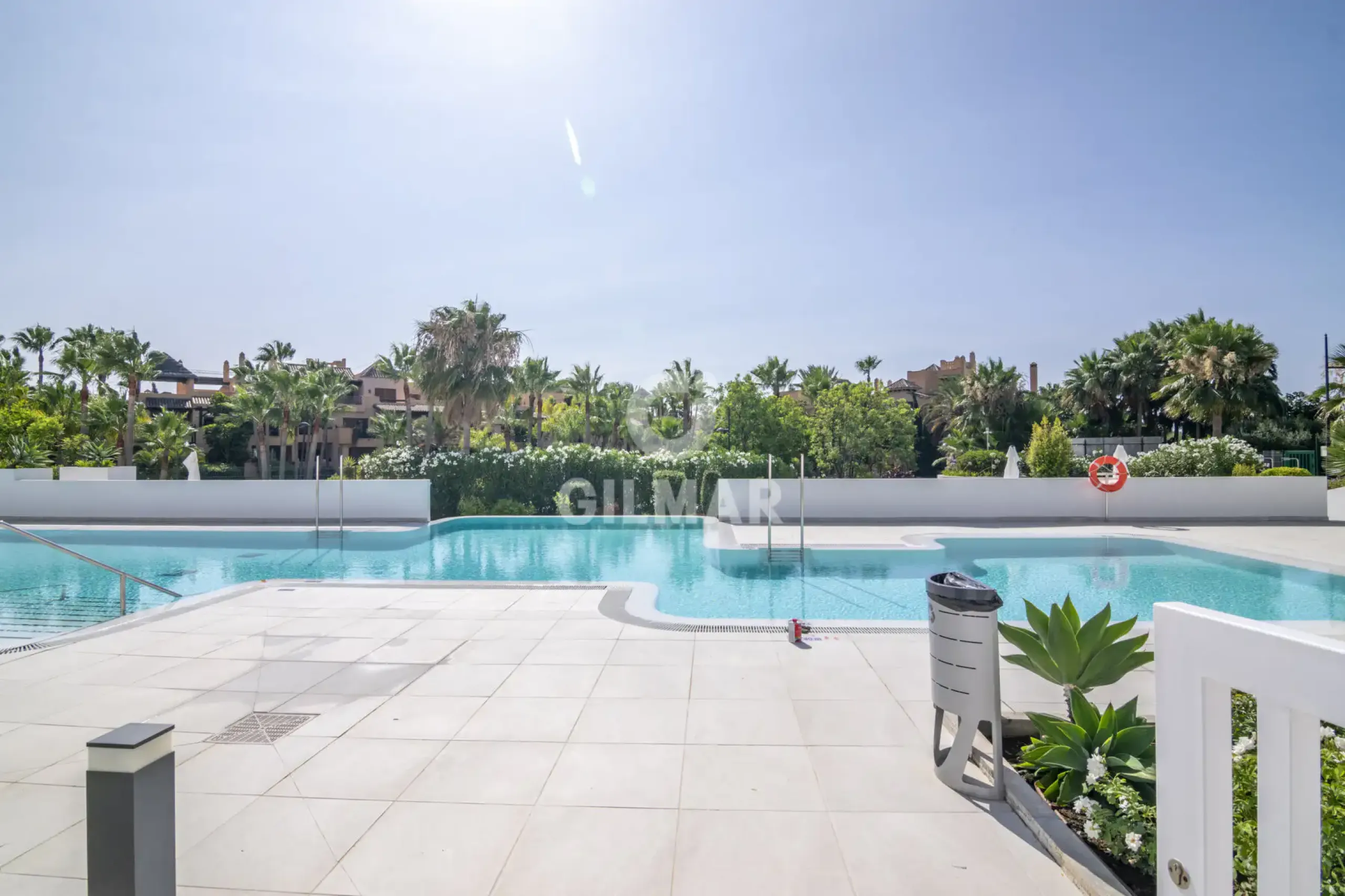 Apartamento en Estepona Este - Málaga