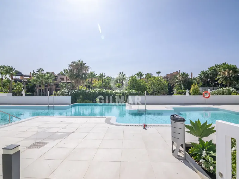 Apartamento en Estepona Este - Málaga