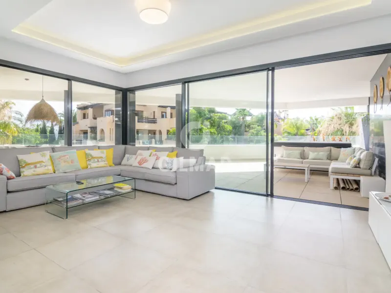 Apartamento en Estepona Este - Málaga