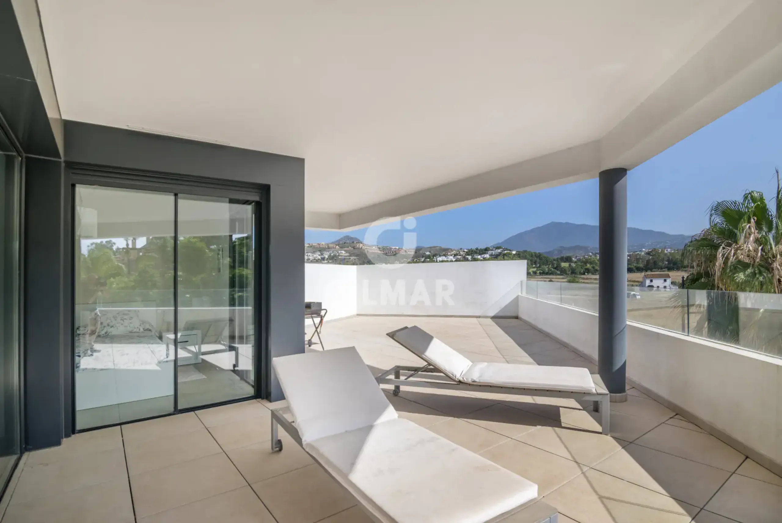 Apartamento en Estepona Este - Málaga