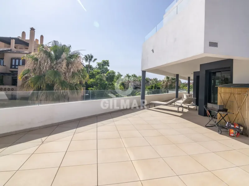Apartamento en Estepona Este - Málaga