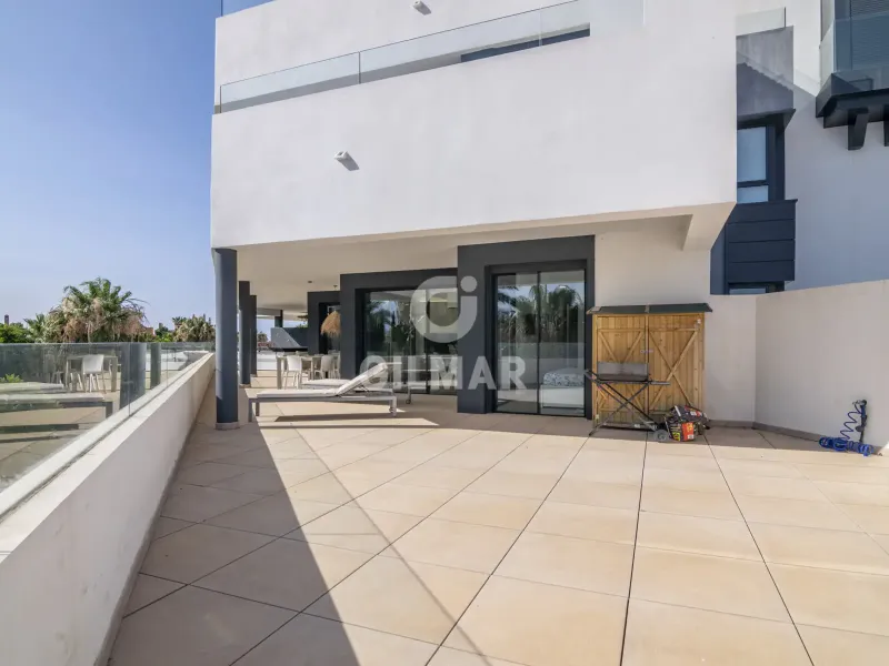 Apartamento en Estepona Este - Málaga