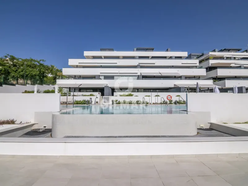 Apartamento en Estepona Este - Málaga
