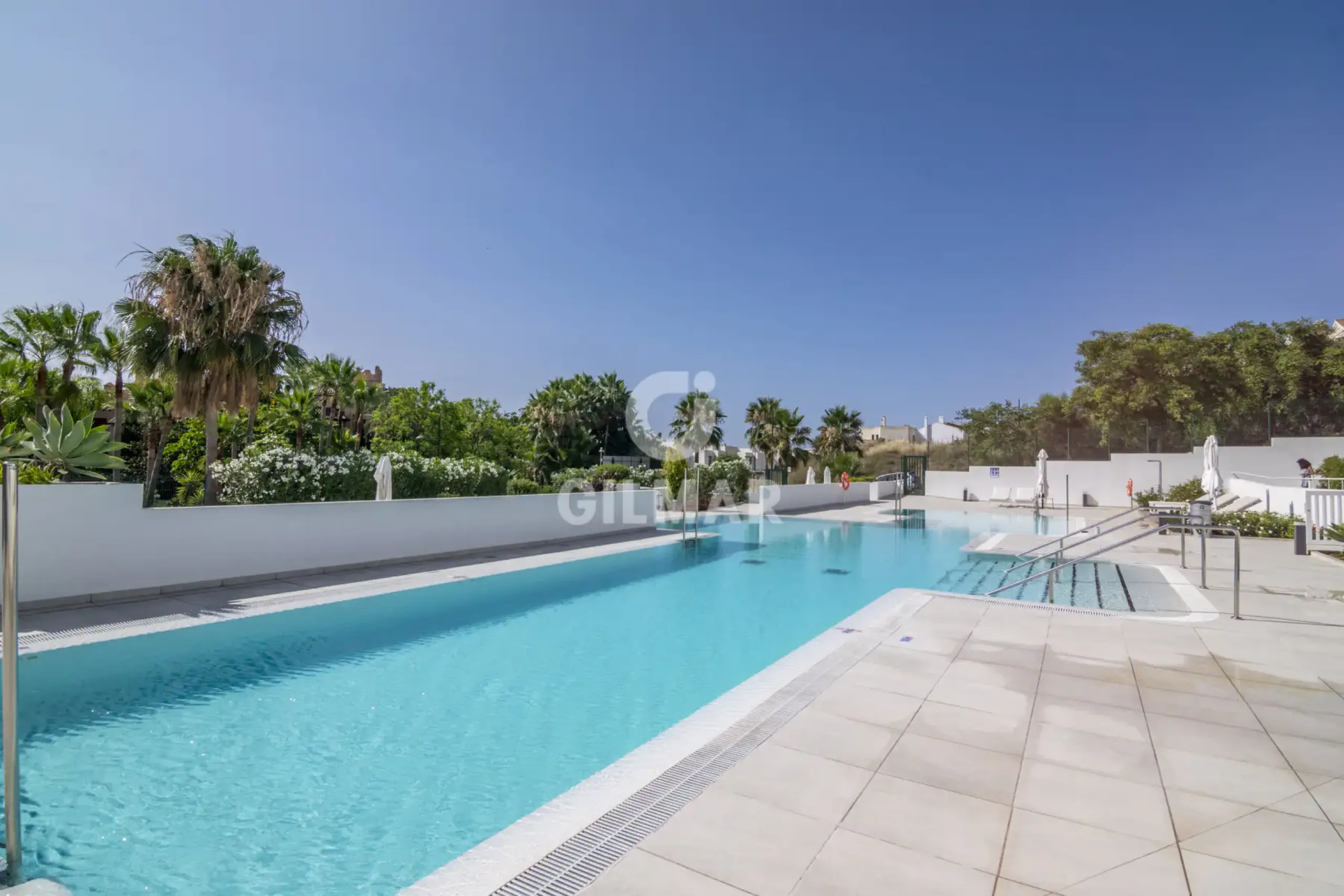 Apartamento en Estepona Este - Málaga