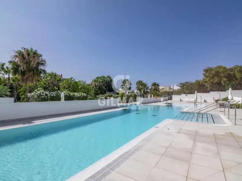Apartamento en Estepona Este - Málaga