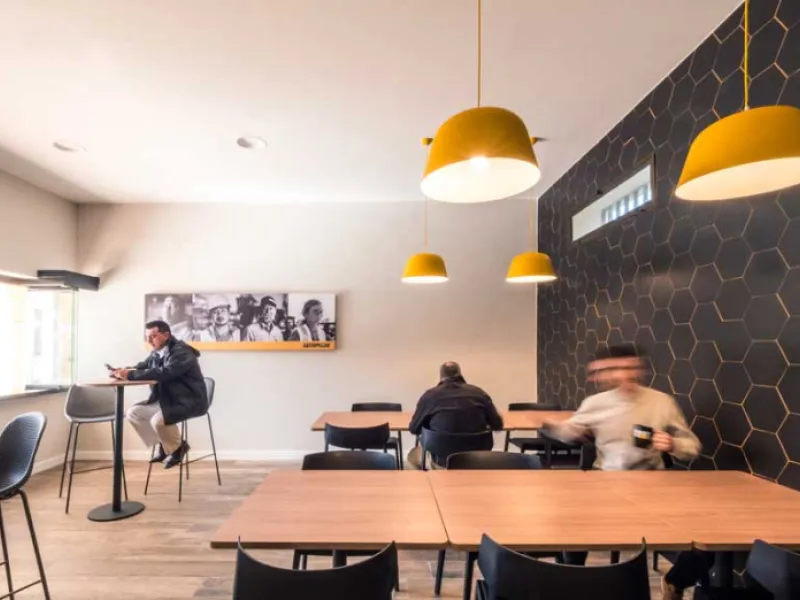 Prime Commercial Asset with Tenant Near Sants Station, Barcelona