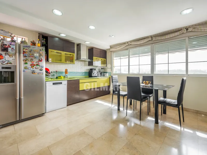 Chalet Adosado en Coslada - Madrid