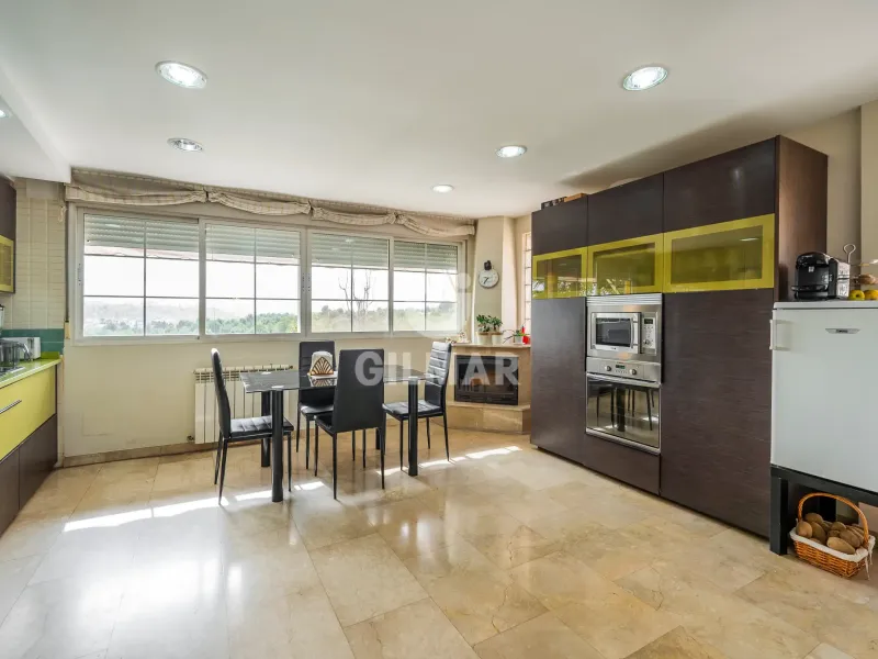 Chalet Adosado en Coslada - Madrid