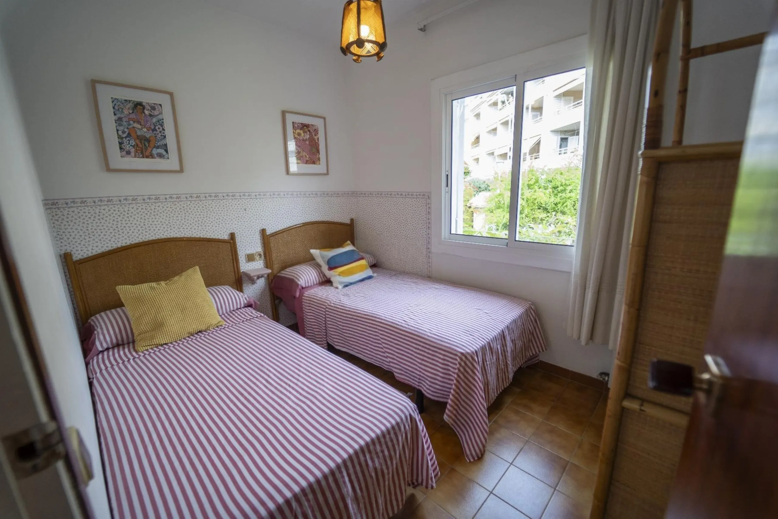 Detached House with Private Pool and Garden in Coma-Ruga, Costa Dorada