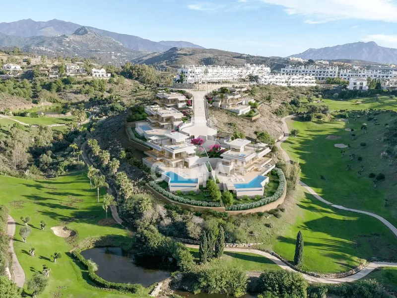 Chalet Independiente en Estepona Este - Málaga