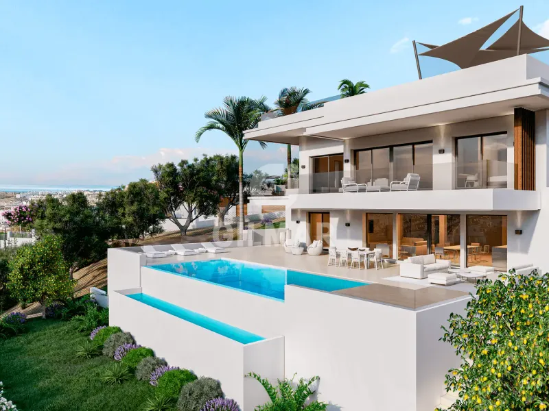 Chalet Independiente en Estepona Este - Málaga
