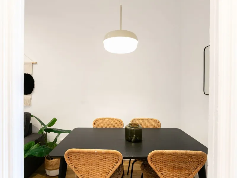 Charming Apartment with Character Between Ronda de Sant Antoni and the MACBA, Barcelona