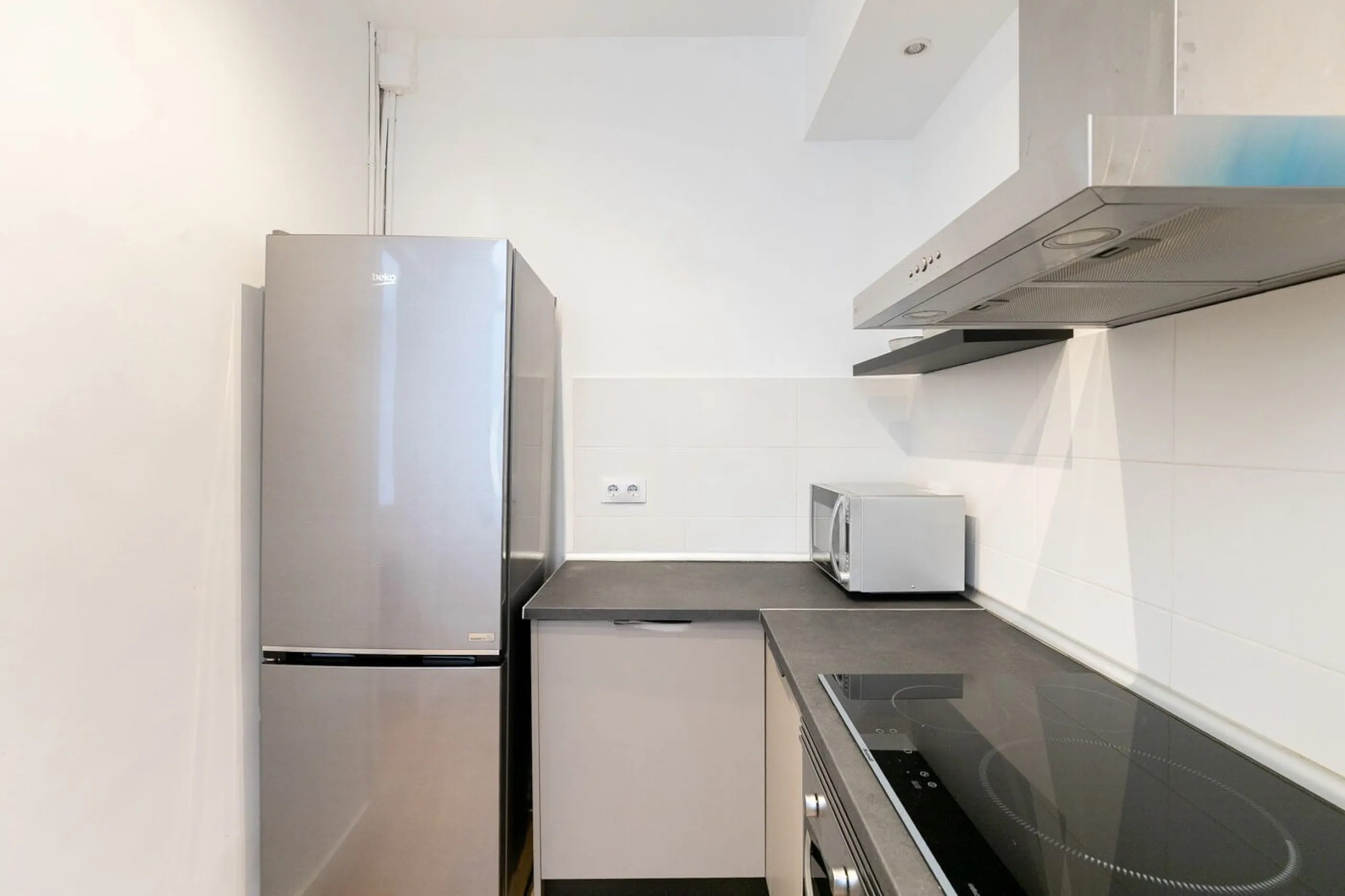 Charming Apartment with Character Between Ronda de Sant Antoni and the MACBA, Barcelona