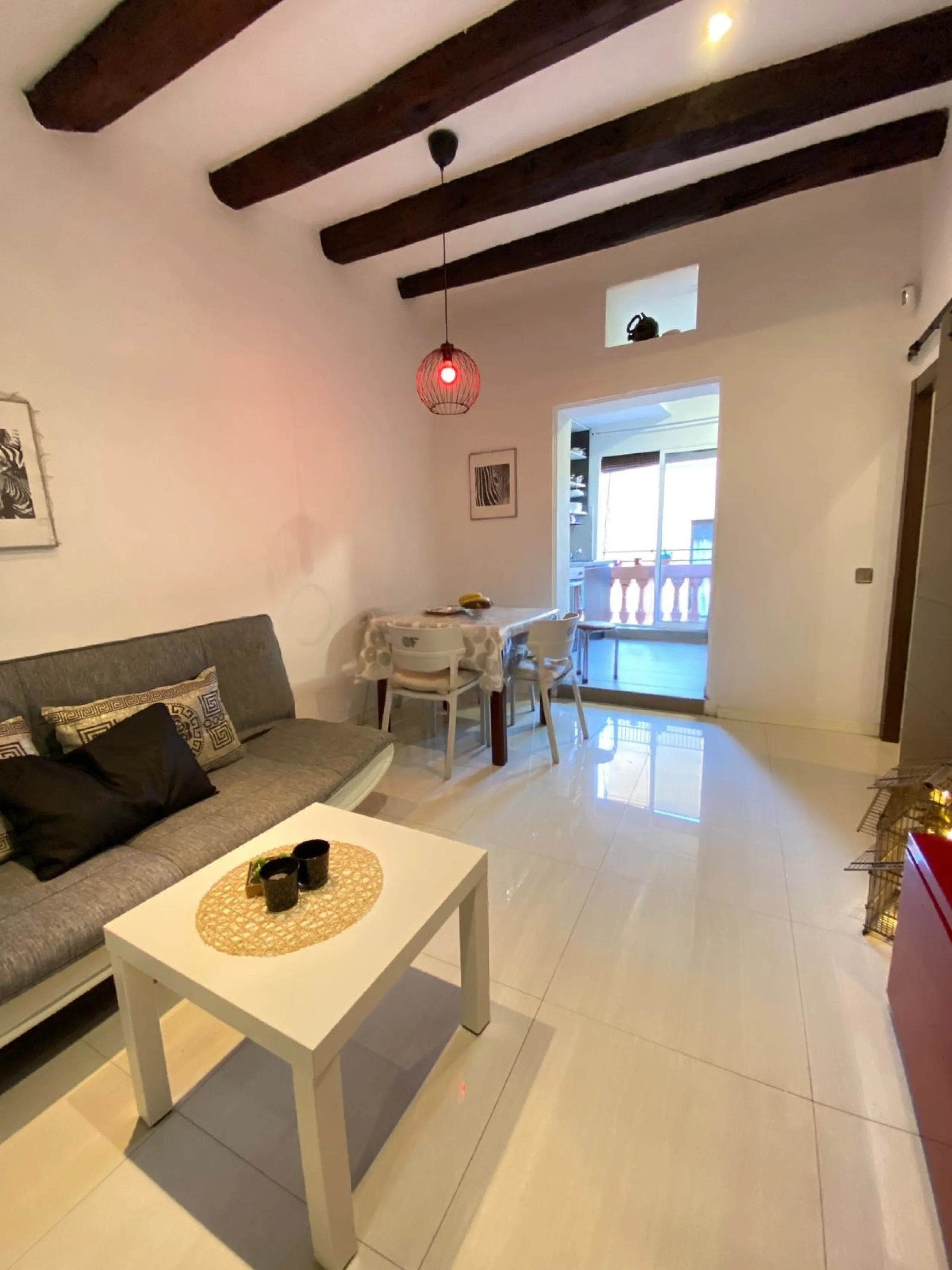 Acogedor piso reformado en el corazón de Barcelona