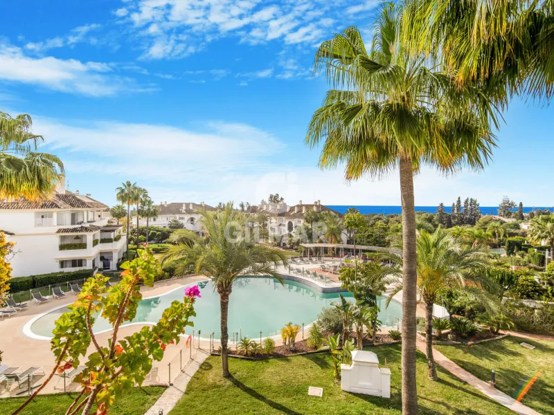 Duplex penthouse in Milla de Oro - Marb. Club - Málaga