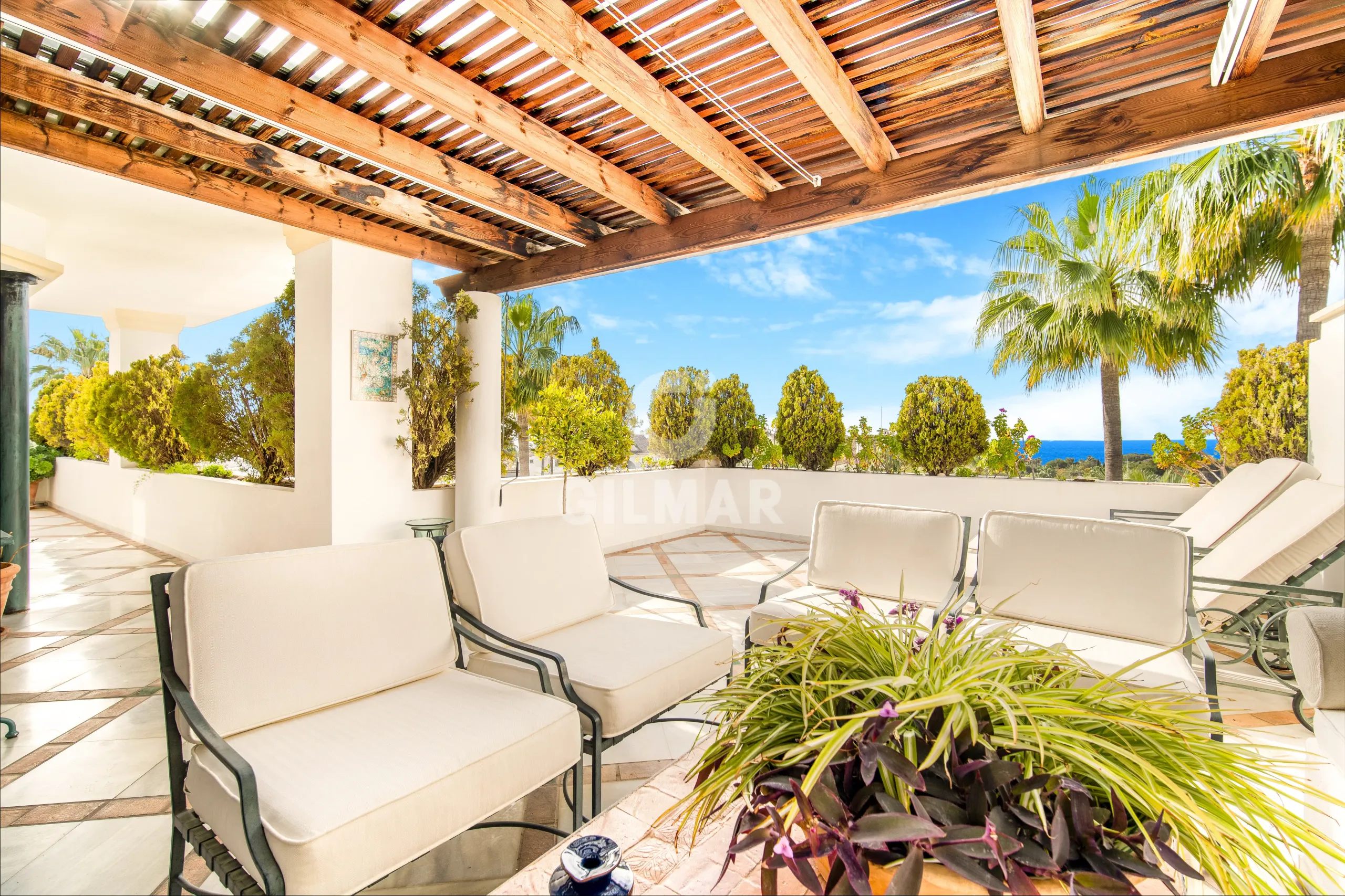 Duplex penthouse in Milla de Oro - Marb. Club - Málaga