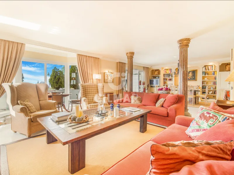 Duplex penthouse in Milla de Oro - Marb. Club - Málaga