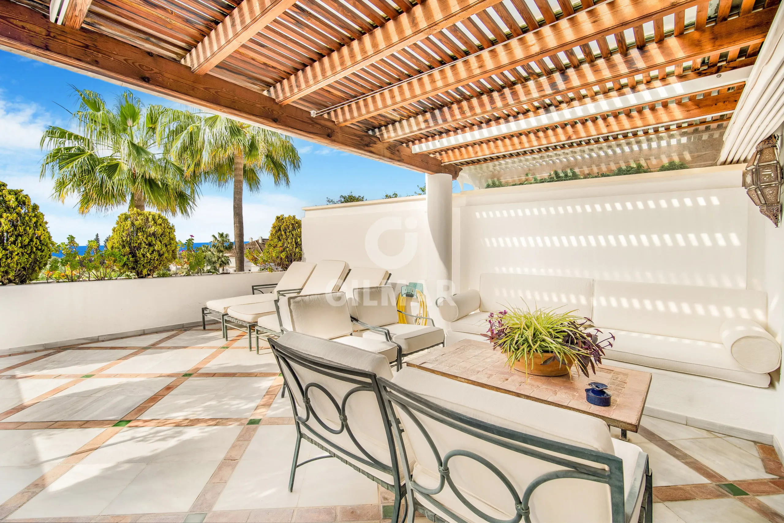Duplex penthouse in Milla de Oro - Marb. Club - Málaga