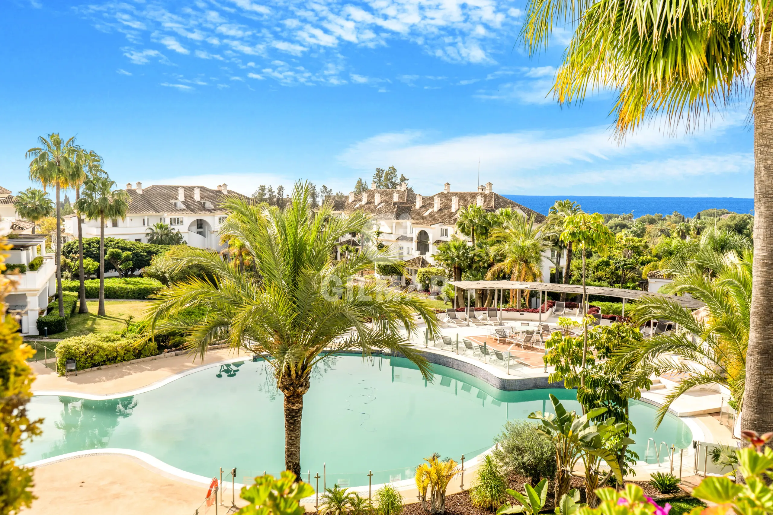 Duplex penthouse in Milla de Oro - Marb. Club - Málaga