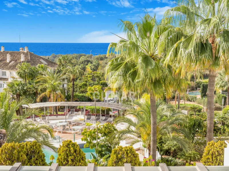 Duplex penthouse in Milla de Oro - Marb. Club - Málaga