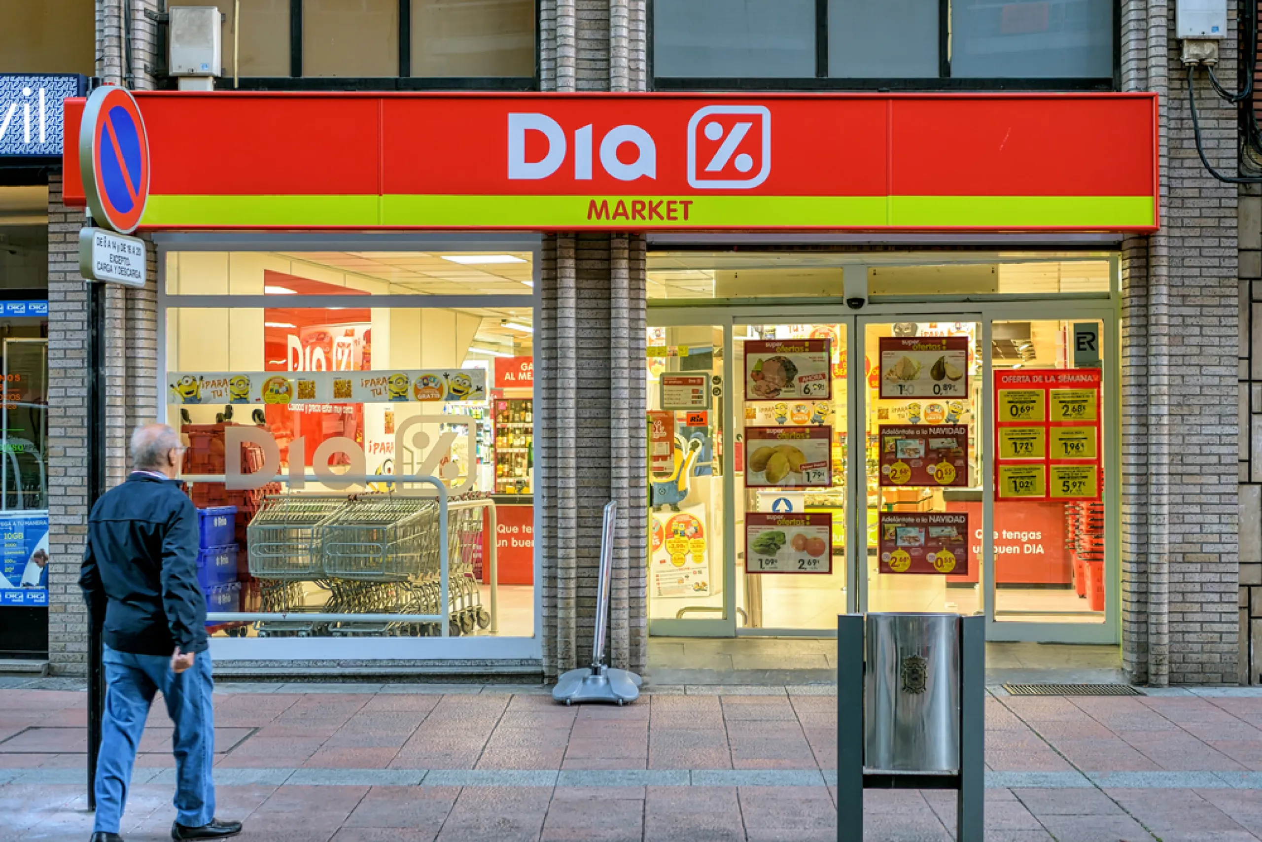 Prime Corner Retail Investment in Madrid – 5.25% Yield