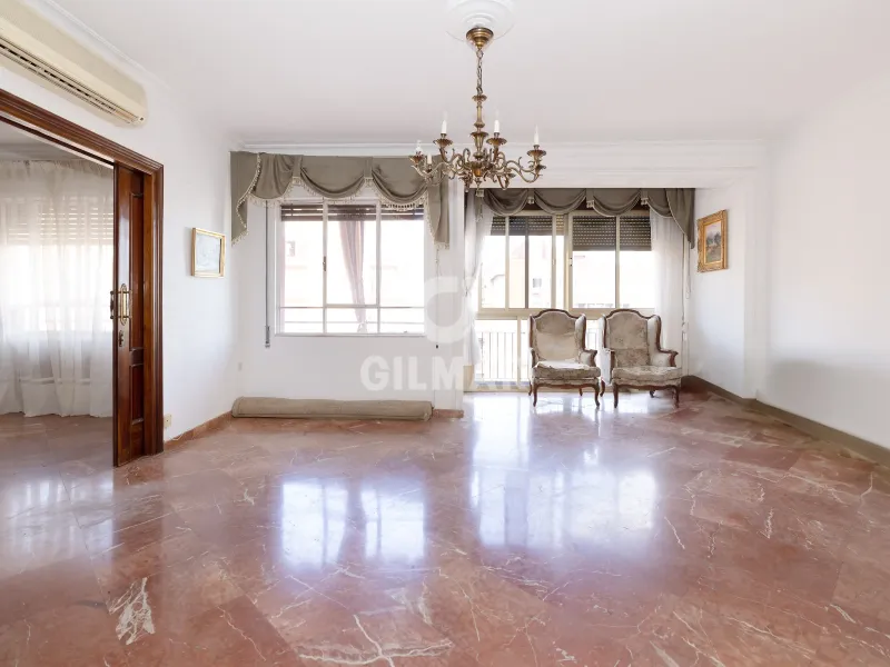 Piso en Centro (Sevilla) - Sevilla