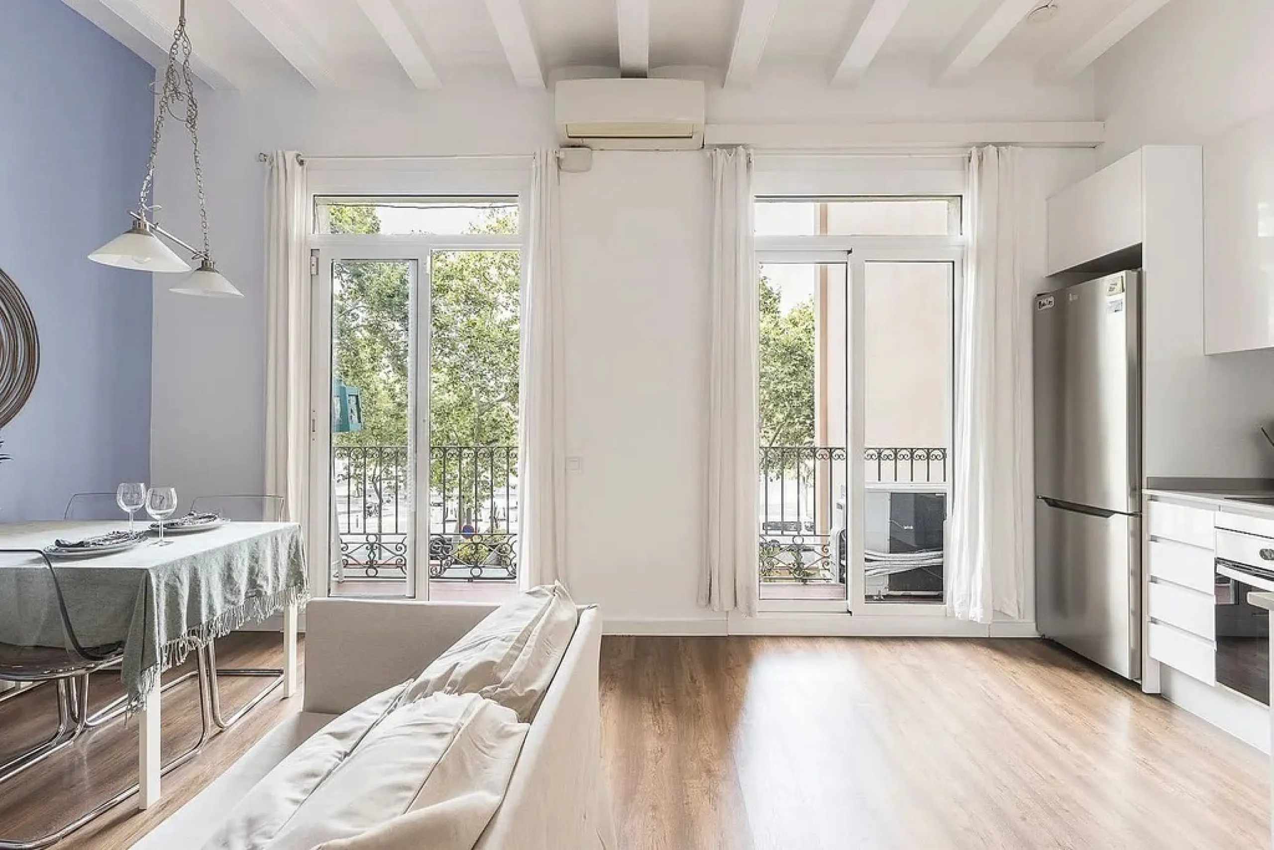 Apartamento reformado junto al puerto de Barcelona