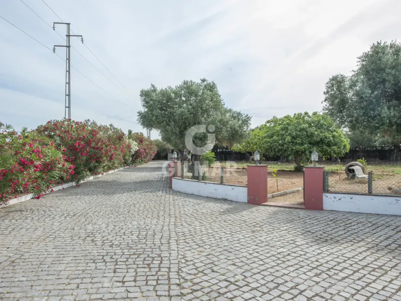Chalet Independiente en Oromana - Sevilla