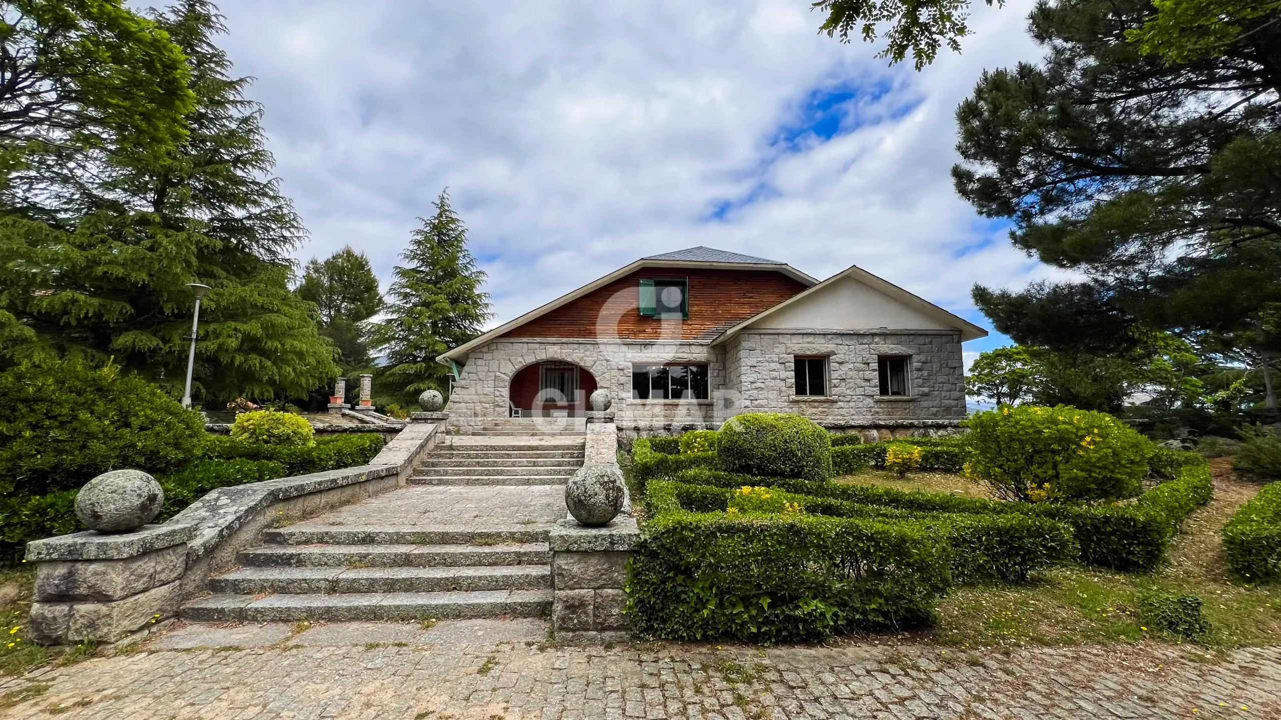 Chalet Independiente en Guadarrama - Madrid