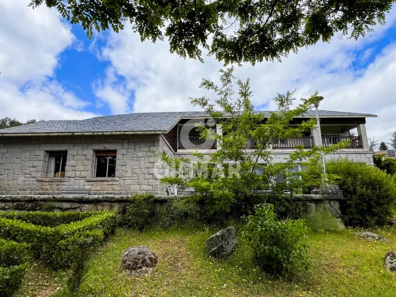 Chalet Independiente en Guadarrama - Madrid