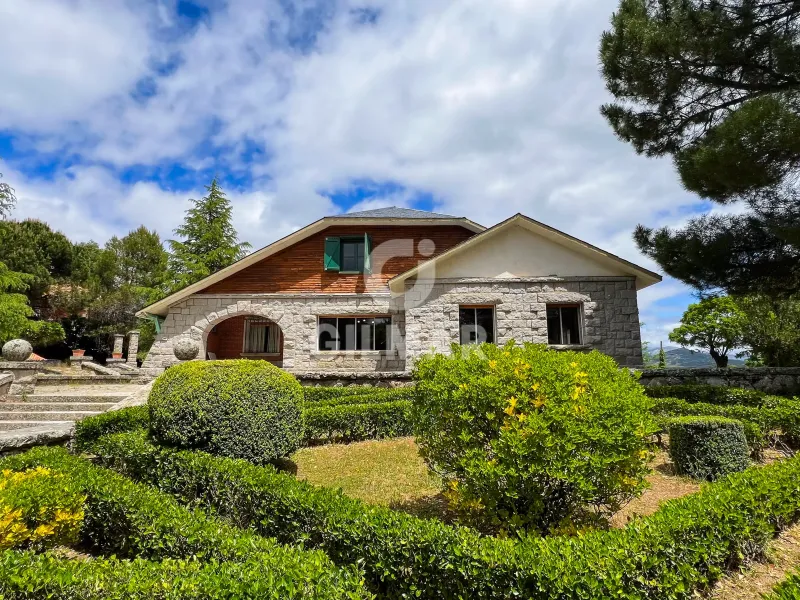 Chalet Independiente en Guadarrama - Madrid