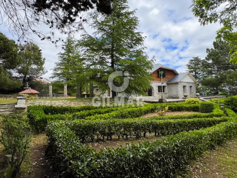 Chalet Independiente en Guadarrama - Madrid