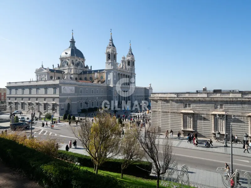 Piso en Palacio - Madrid