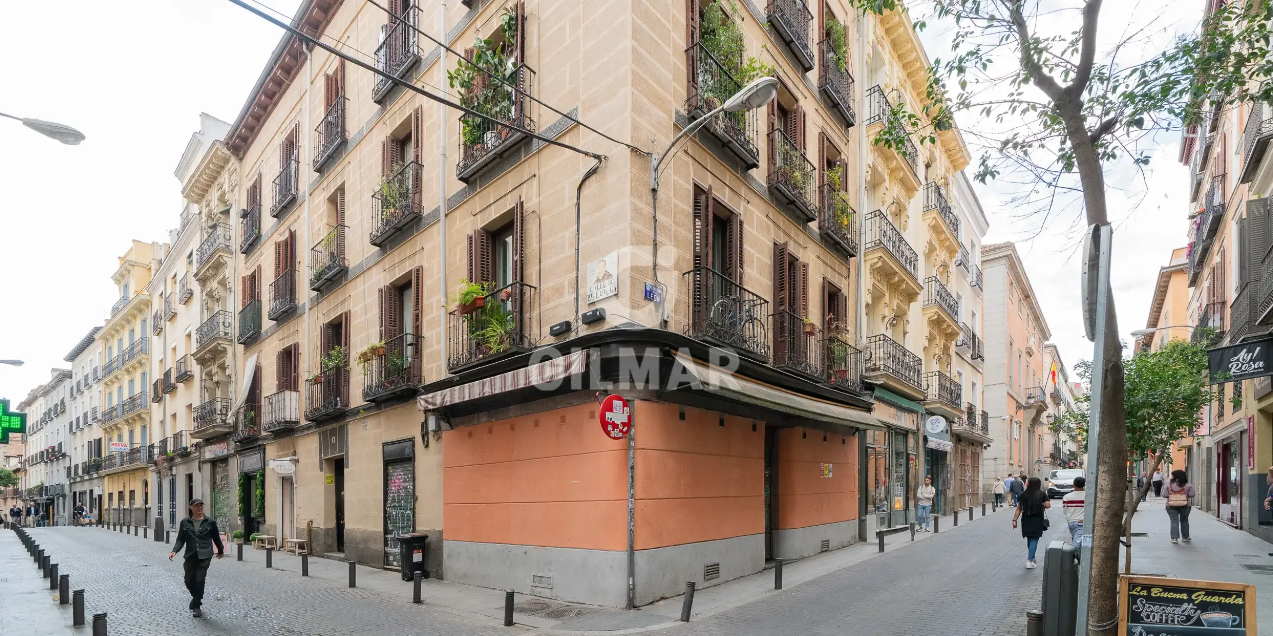 Apartment in Cortes - Madrid