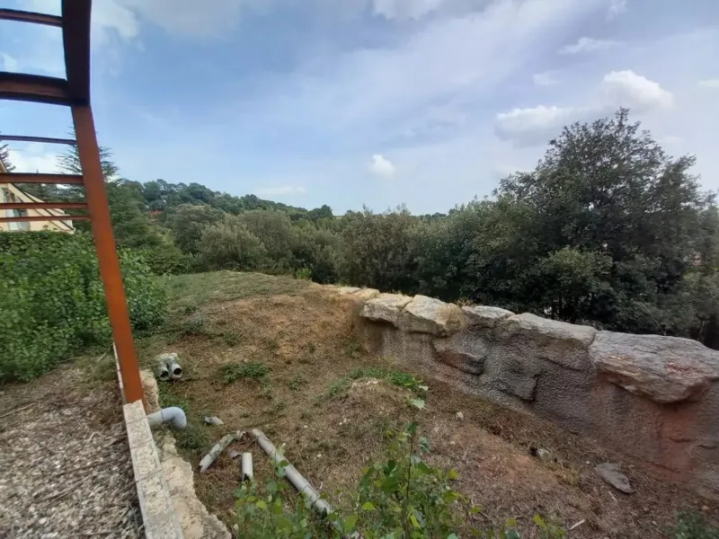 Terreno con estructura y vistas a Matadepera, Barcelona