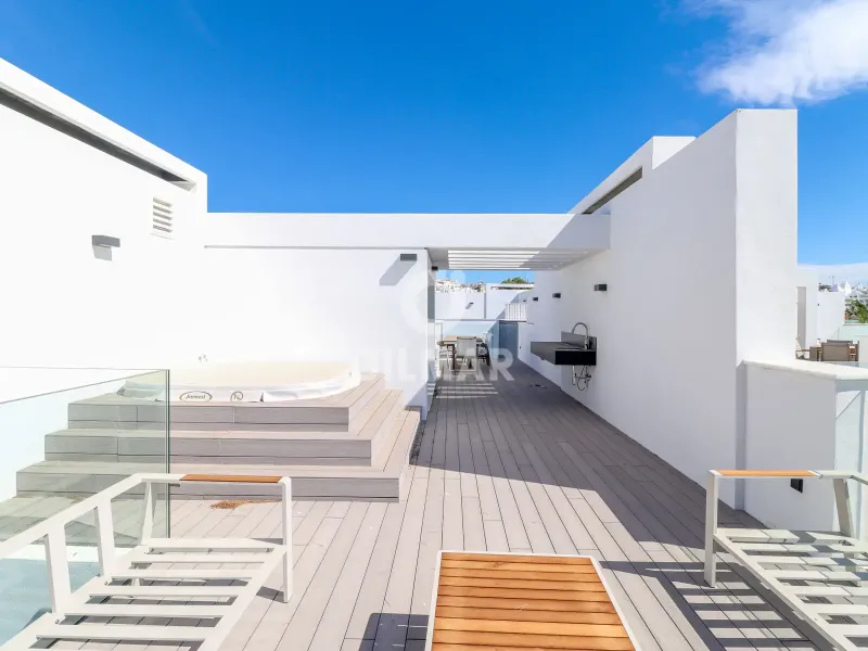 Townhouse in Estepona Oeste - Málaga