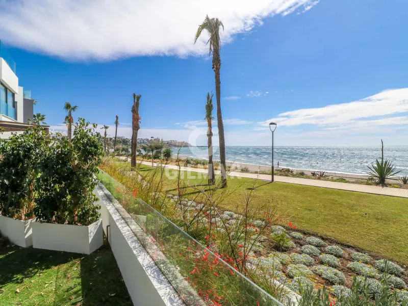 Townhouse in Estepona Oeste - Málaga