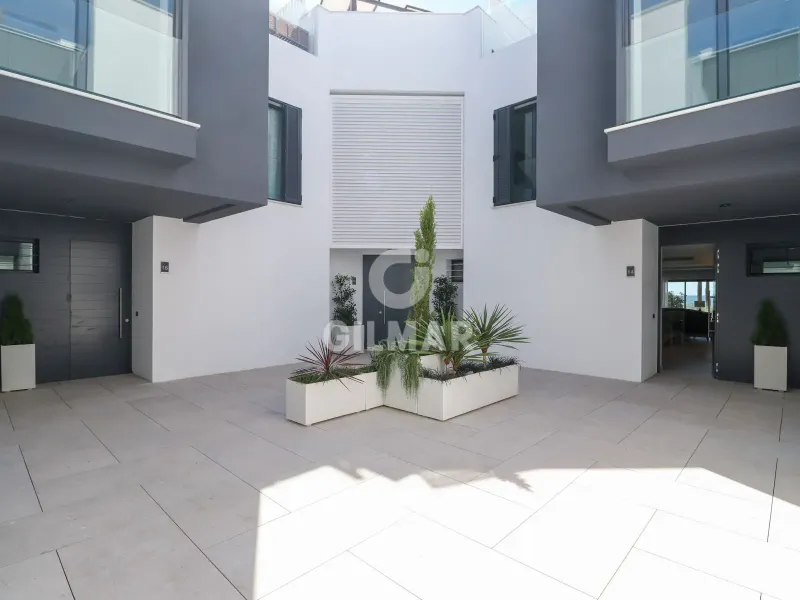 Townhouse in Estepona Oeste - Málaga